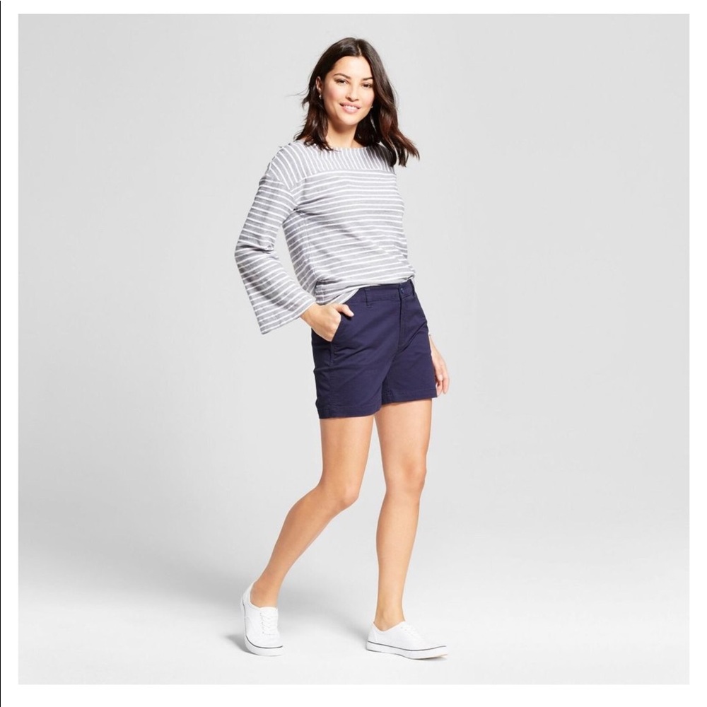 Women’s A New Day Blue Chino Shorts- size 2; 5”
